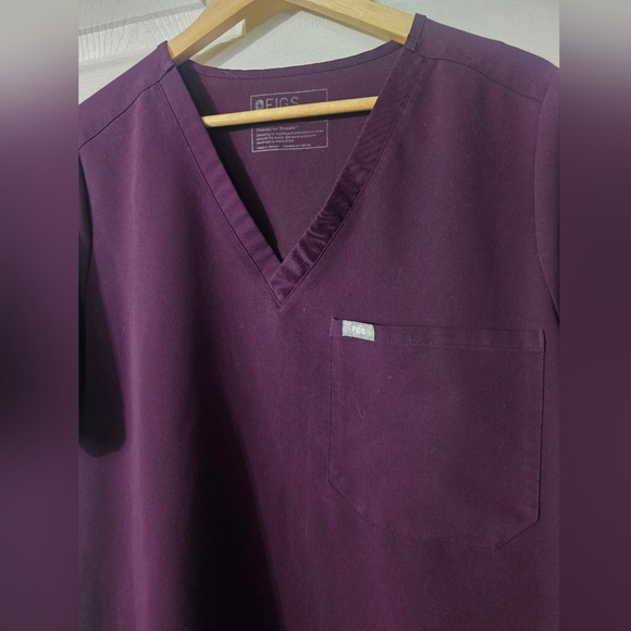 Women's Figs Scrubs Set (2) Purple XL/XXL - Picture 3 of 12